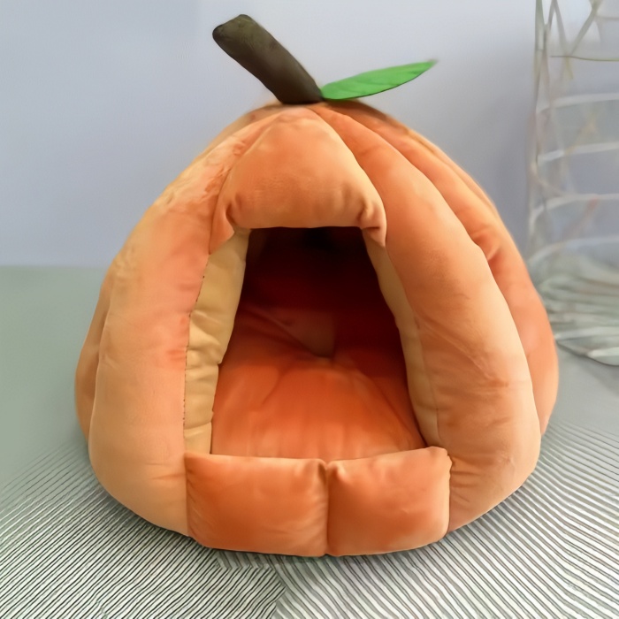 Pumpkin Shape Pet House For Dogs And Cats